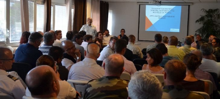 La réunion de lancement de la réforme du transport routier de matières dangereuses a fait salle comble.