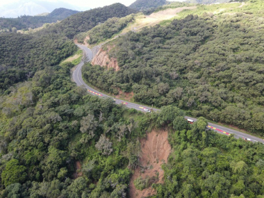 Restriction de circulation sur la RT1 entre le sommet du col de Katiramona Païta et le carrefour d’accès au lotissement les 3 Vallées, à Païta